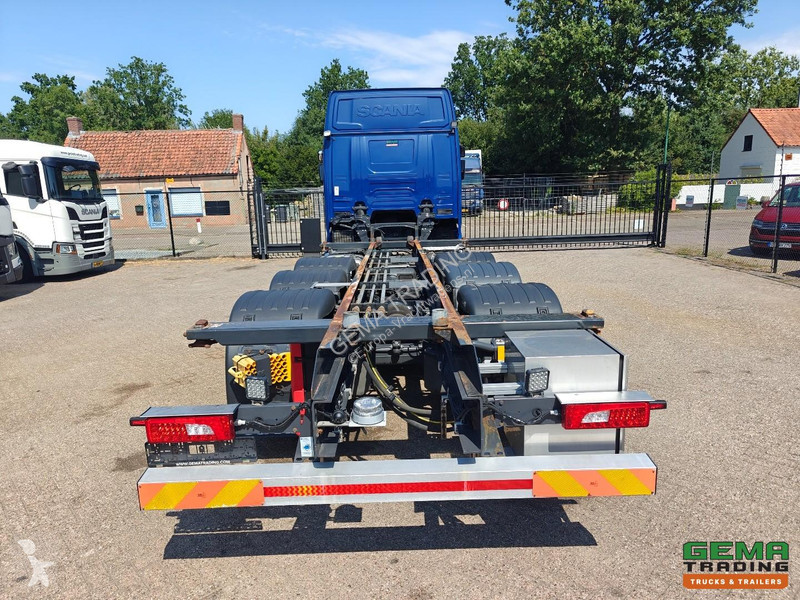 شاحنة Scania R450 8x2/6 HighineCR20H Euro6C -...