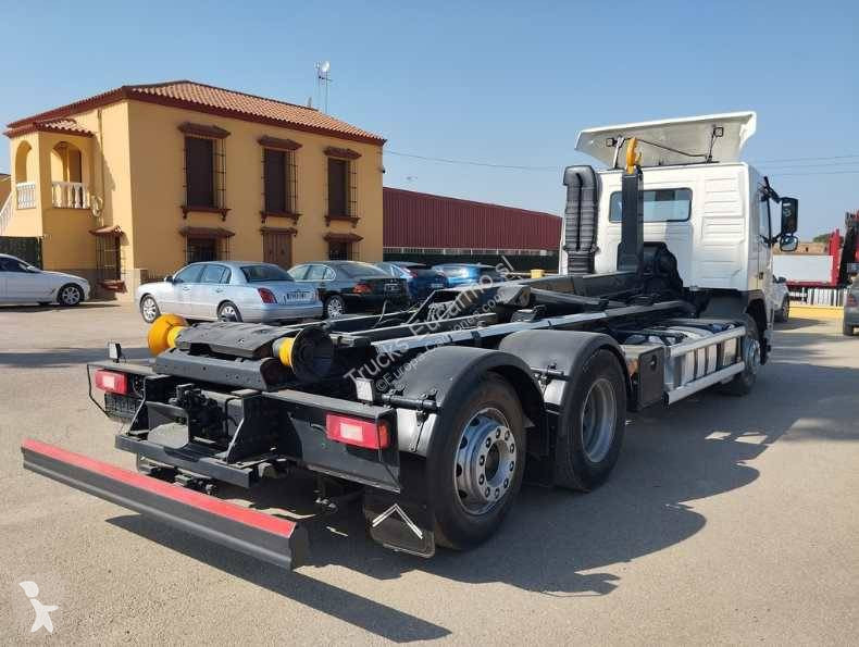 شاحنة Volvo