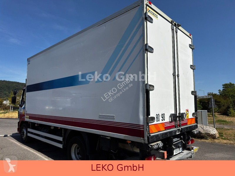 شاحنة DAF 210 FA  Fleischhacken ( MEAT )