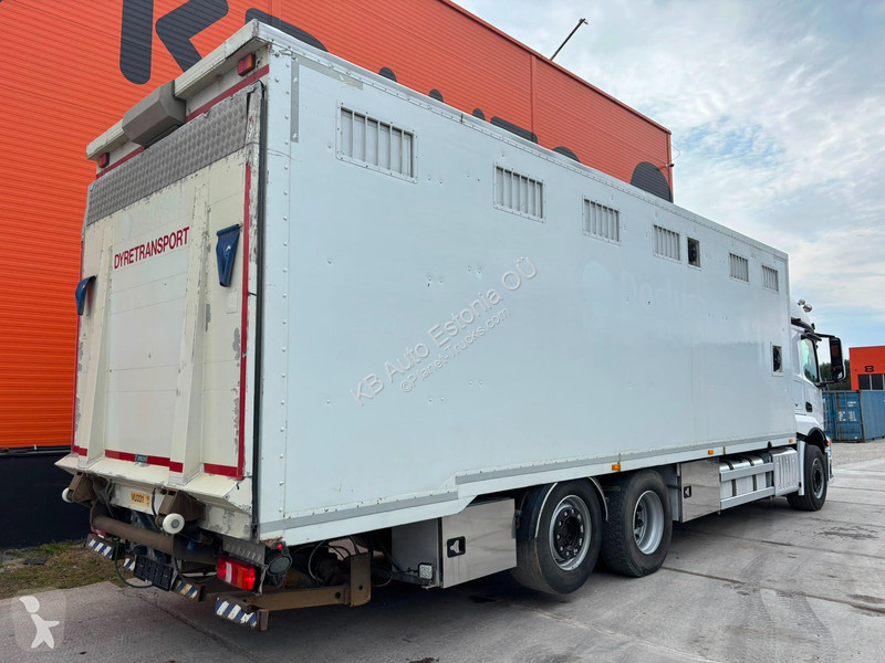 Mercedes 2546 6x2*4 BOX L=8338 mm truck