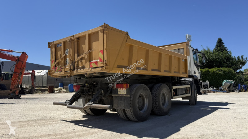 شاحنة Iveco  AD260T
