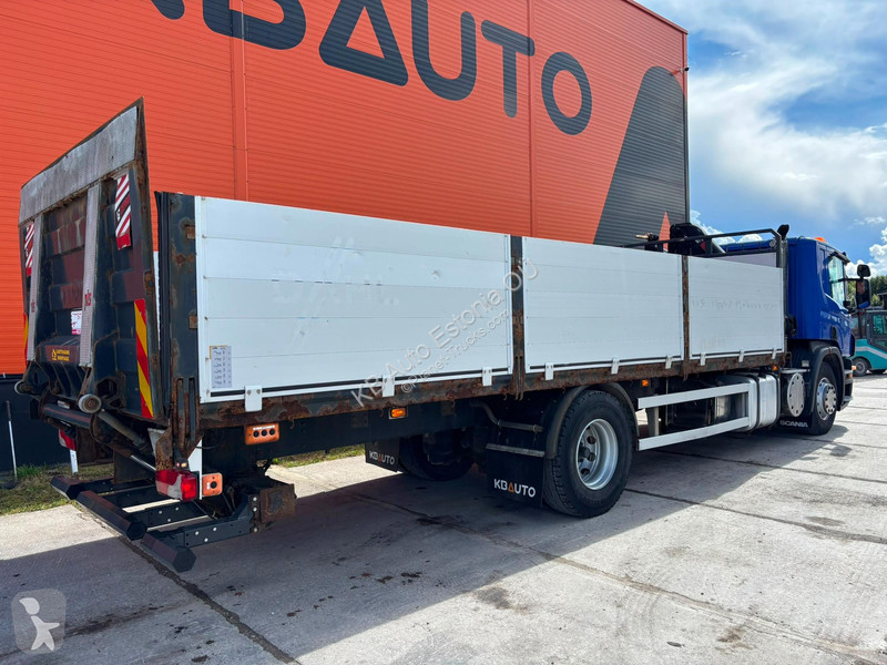 شاحنة Scania P 320 4x2 HIAB 077B-2 / PATFORM...