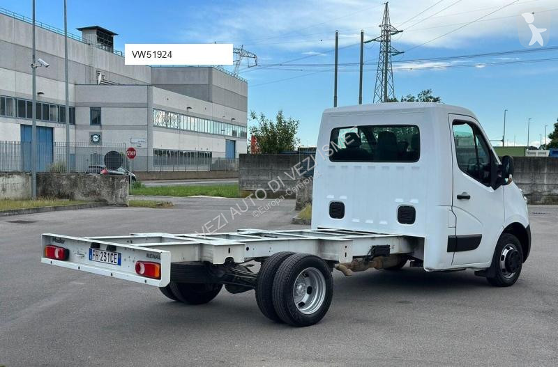 Camion Renault master a telaio