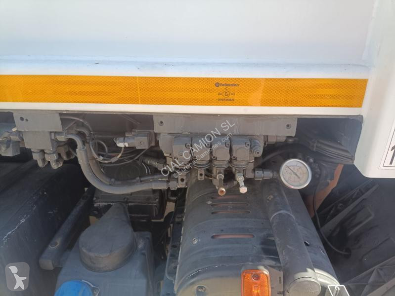 Camión Iveco  180E28