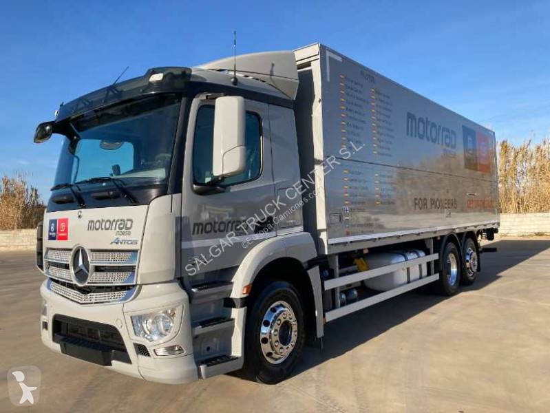 Lastbil Mercedes