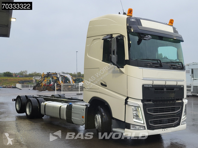 شاحنة Volvo 460  6X2 chassis Full Air...