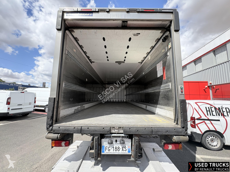 شاحنة Iveco