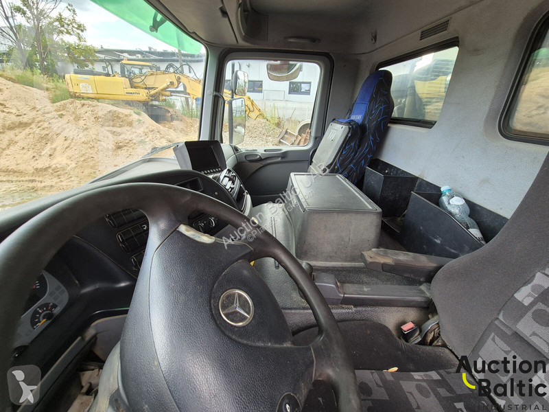 Camion Mercedes 4144 K