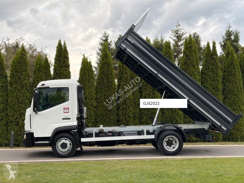 Vrachtwagen Renault D 7.5 3-SIDE