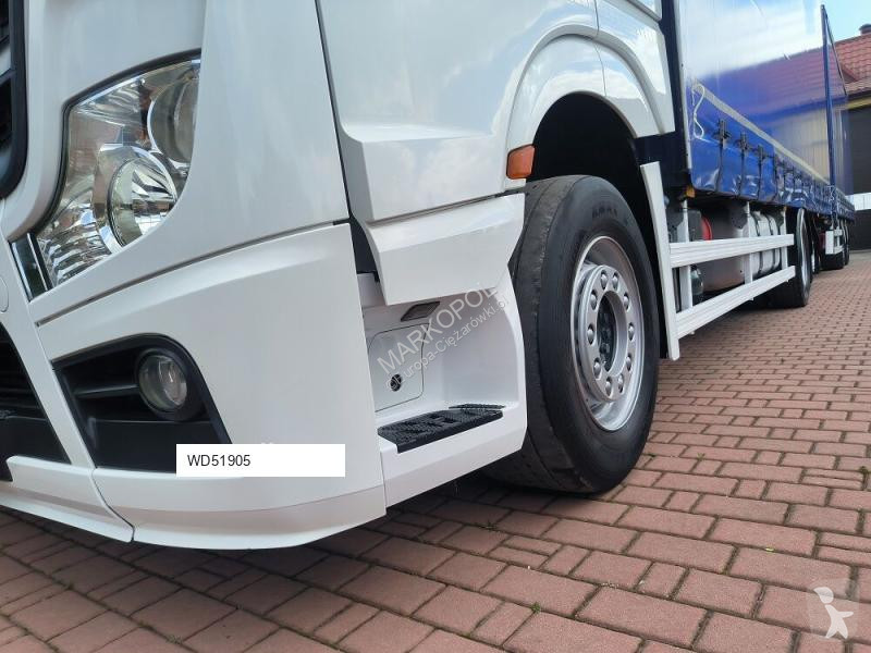 Camion Mercedes TANDEM