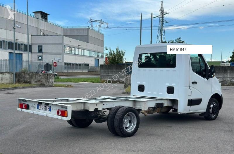 Camion Renault master a telaio