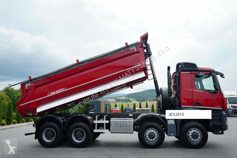 Vrachtwagen Mercedes 4145
