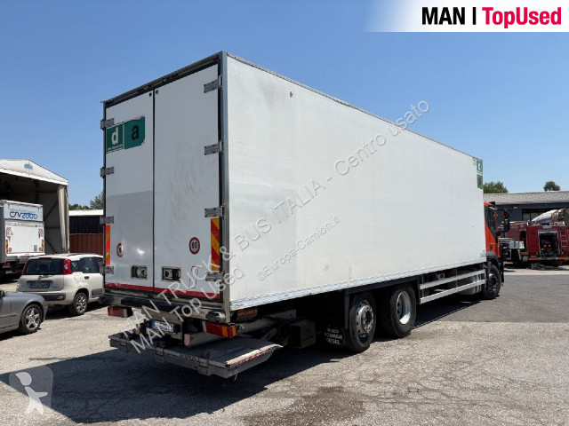 Vrachtwagen Iveco A260SY