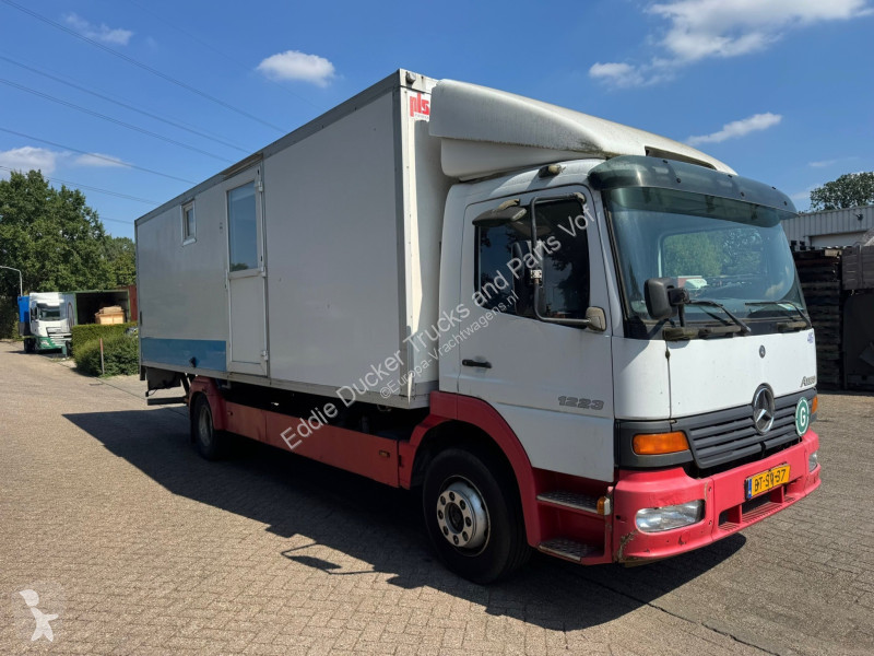 Camión Mercedes ATEGO 1223 L EURO 2 / MANUAL...