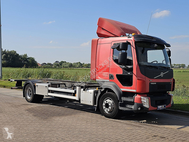 Camión Volvo FL 250.16