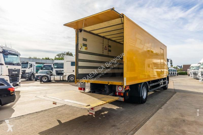 Camión MAN 18.250 BL + DHOLLANDIA 2T.