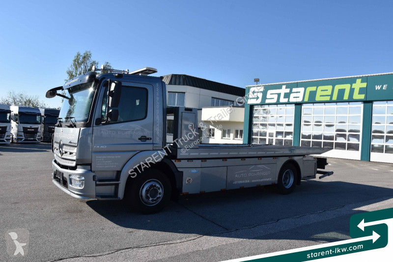 Camion Mercedes 1330L 4x2 Abschleppwagen...