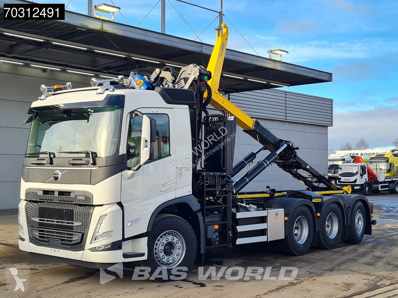 Camion Volvo 8X4 COMING SOON! NEW Palfinger...