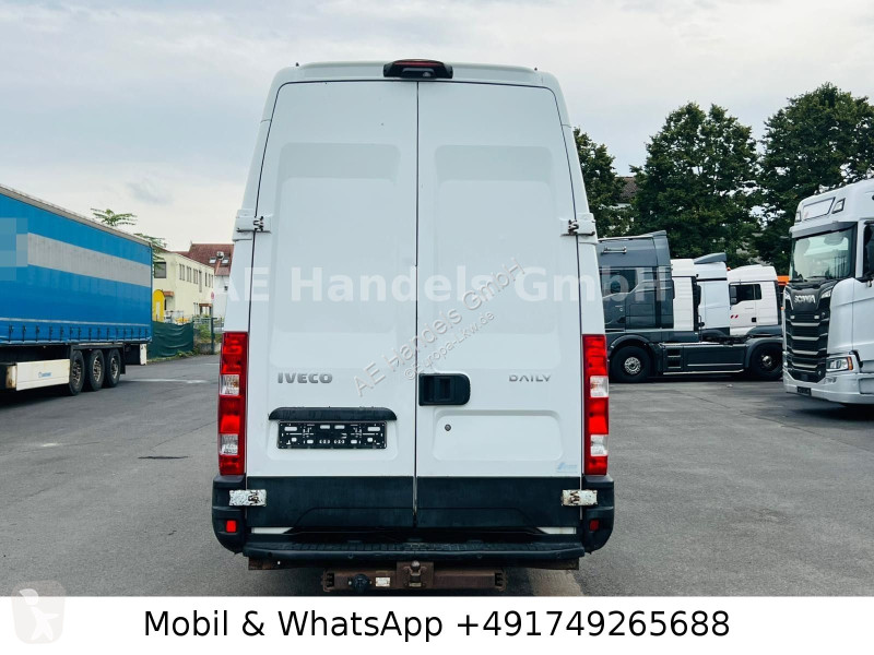 Vrachtwagen Iveco Maxi...