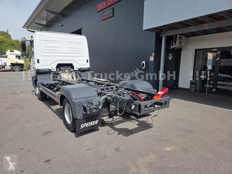 Vrachtwagen Mercedes 1023 / NUR 34000km / WB...