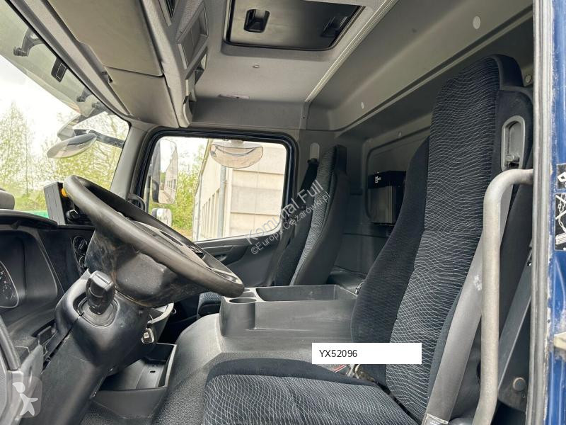 Vrachtwagen Mercedes 1524