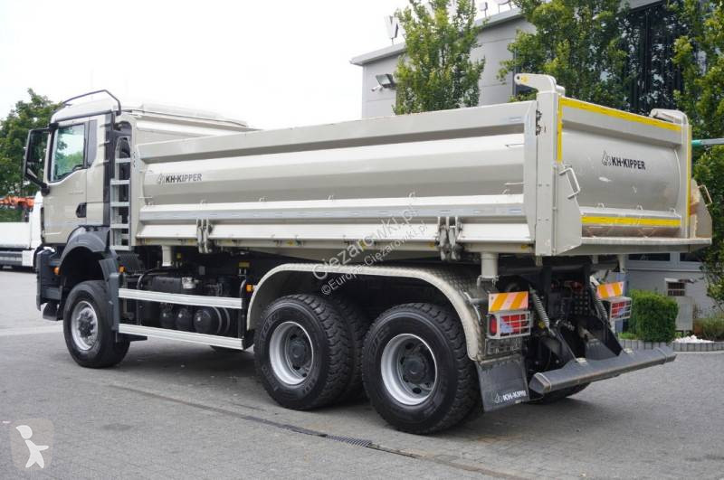 Camion MAN 33.480