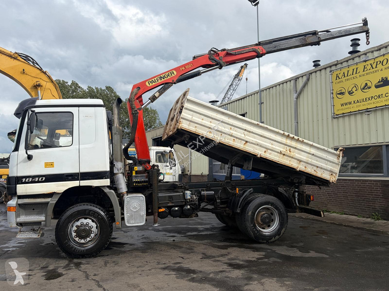 Camión Mercedes 1840 Kipper Crane 4x4 Manual...