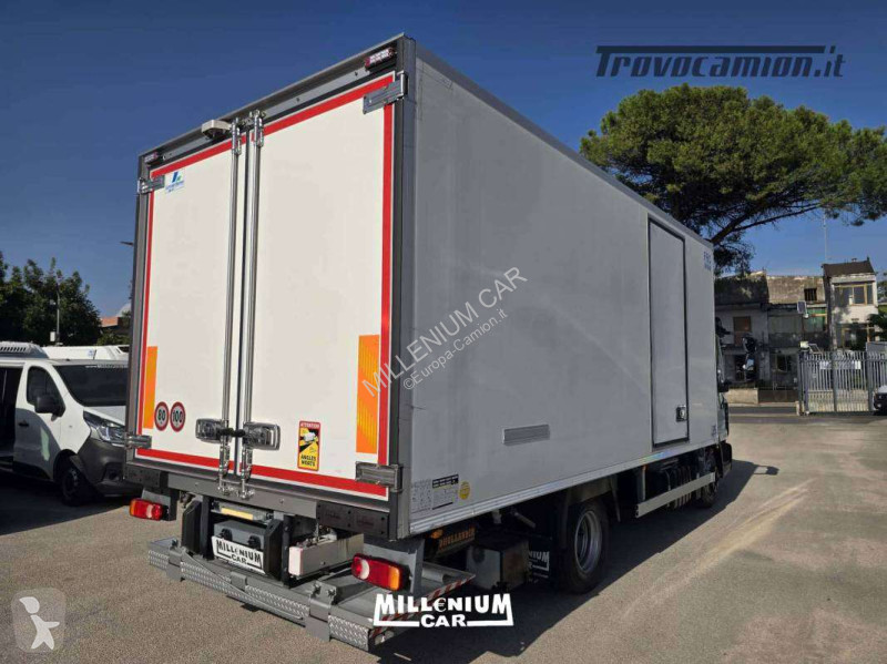 Camión Iveco 100-19 (2017)CELLA 5,50 SPONDA FRC