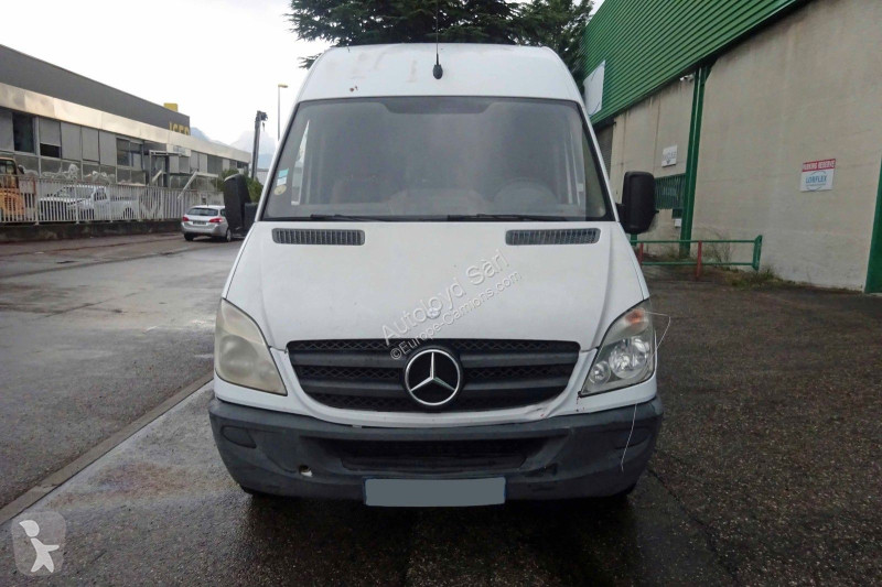 Véhicule utilitaire Mercedes