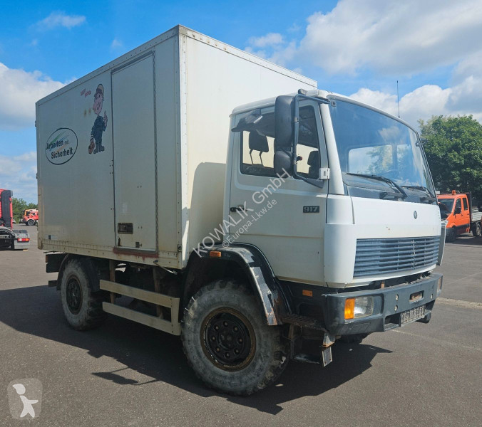 Camion Mercedes AF 4x4 Koffer