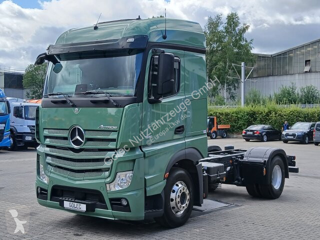 Camion Mercedes 1851 4x2 BL Fahrgestell...