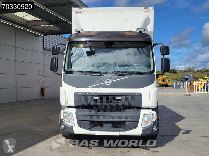 Camión Volvo 280 4X2 19tonner 2000kg...