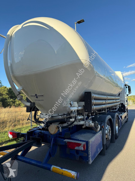 MAN TGX 6*2 SILOZUG SPITZER TOP truck