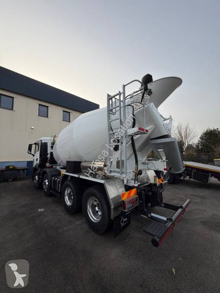 MAN 32.440 concrete