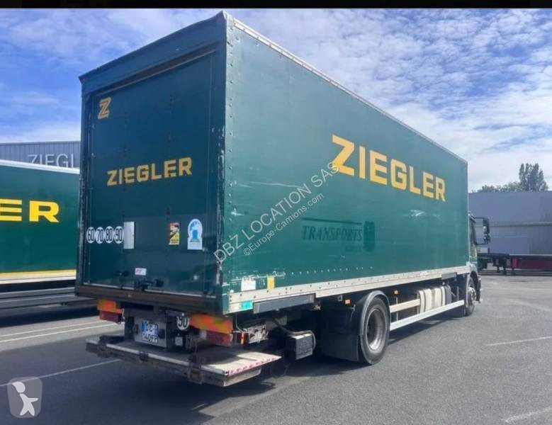 Mercedes 1833 truck