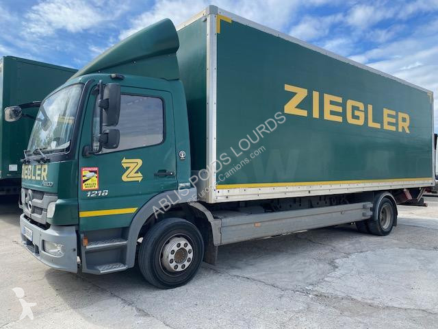 Camión Mercedes 1218