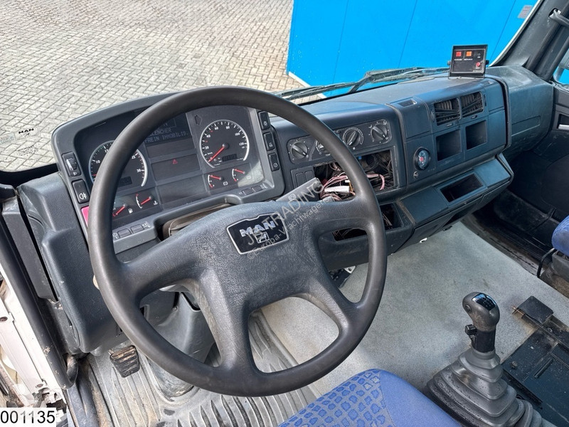 Вантажівка MAN TGA  6x4, EURO 3, 7m3, Manual,...