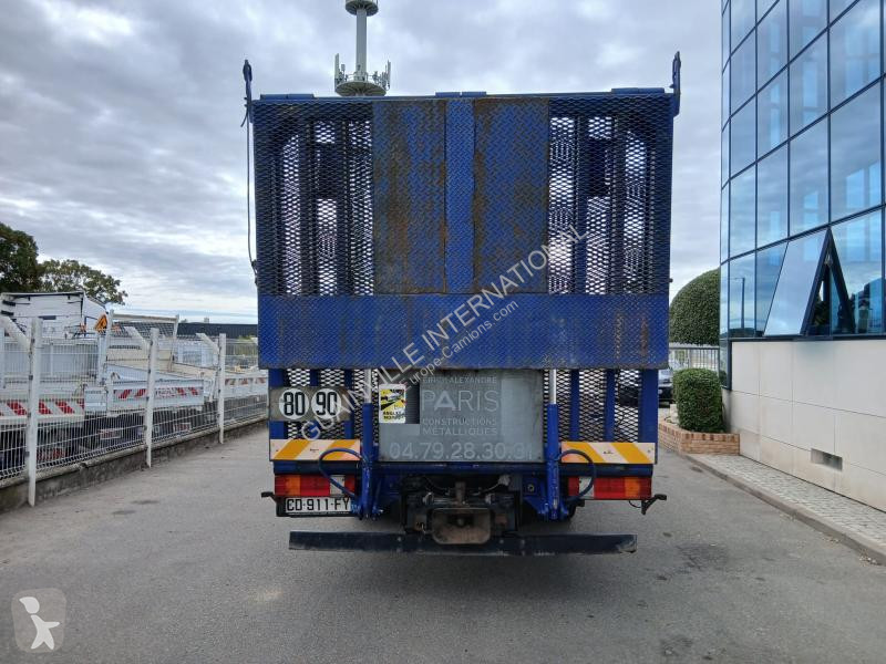 Camión Mercedes 2535