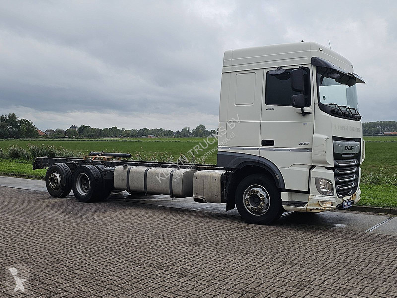 Camión DAF 480 6x2*4