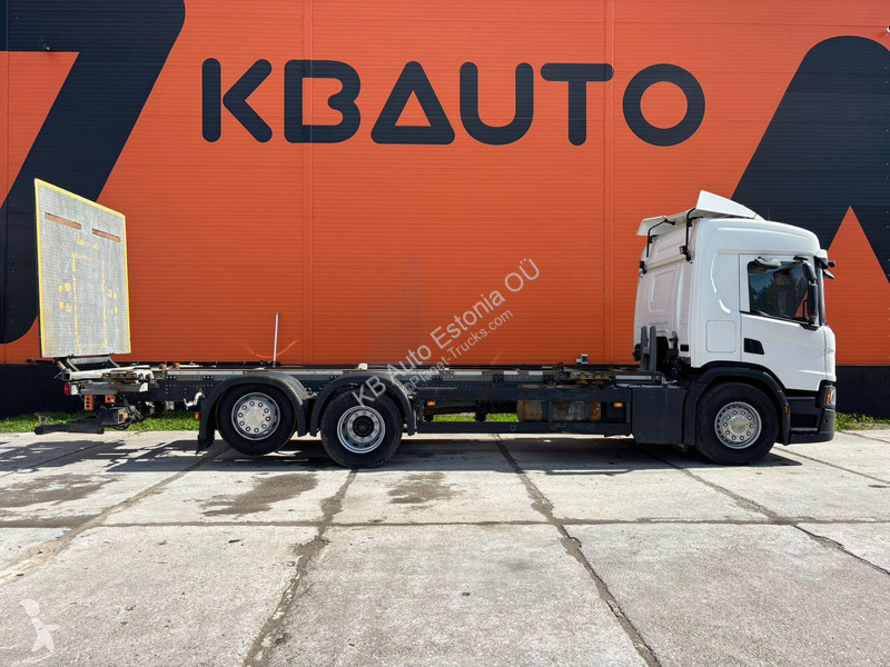 Camión Scania P 500 6x2*4 9 TON FRONT AXE /...