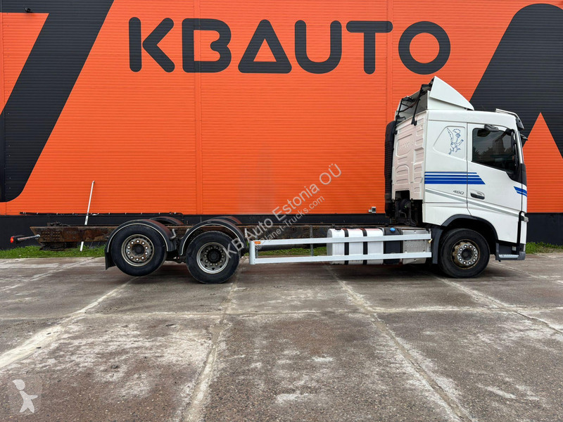 Camión Volvo 460 6x2*4 CHASSIS L=7739 mm