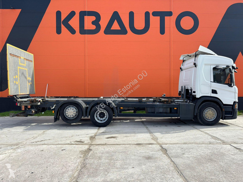 Camión Scania P 500 6x2*4 9 TON FRONT AXE /...
