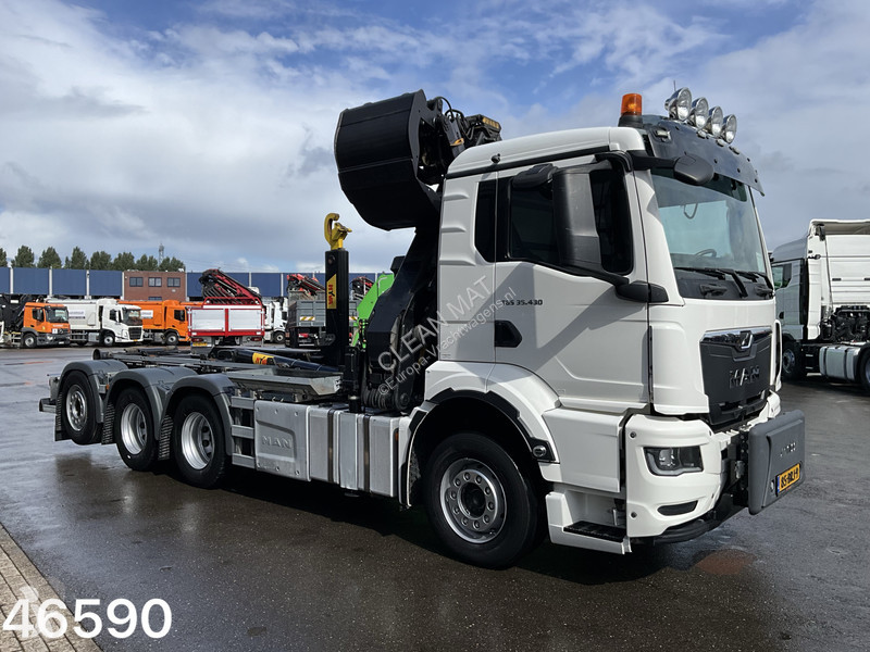 Camión MAN 35.430 8x4 HMF 19 Tonmeter Z-kraan...