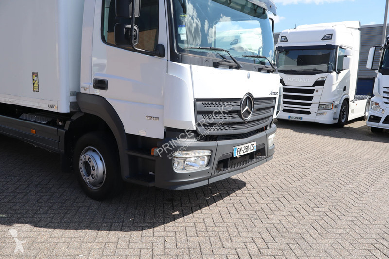 Camión Mercedes 1218 * EURO6 * 4X2 *