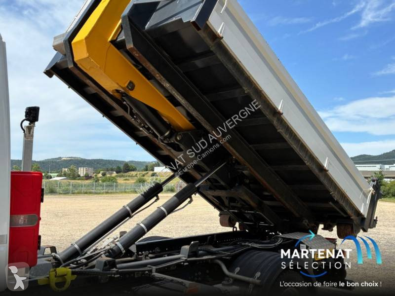 Kamion Iveco 100 E 22 K tector