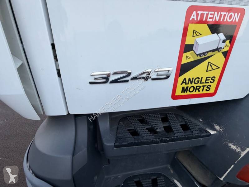 Kamion Mercedes 3243