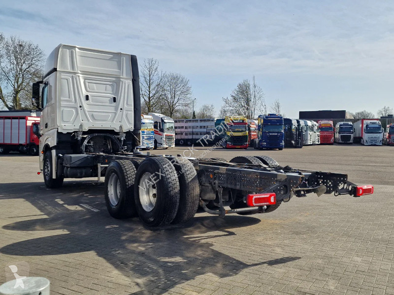 Kamion Mercedes 2663 Gigaspace 6x2 - Retarder -...