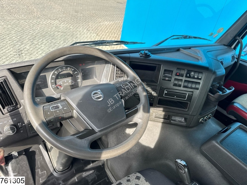 Kamion Volvo FMX 8x4, EURO 6, 9m3, 175.500 KM