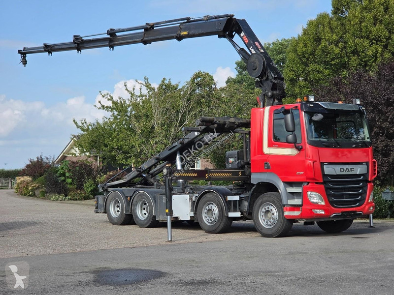 Kamion DAF 530 FAD HIAB 302 30tm...