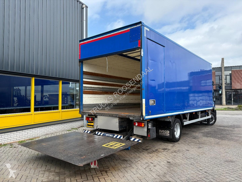 Camión Iveco 120E21 + 4x in stock + euro 6 + lift